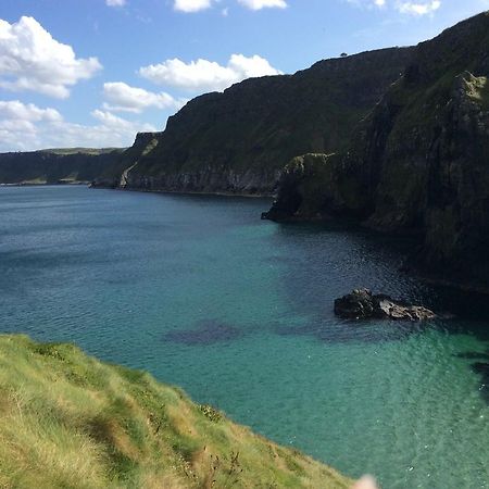 U R Needs Holidays Ireland Carnlough Extérieur photo
